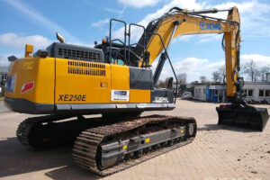 XCMG XE250E