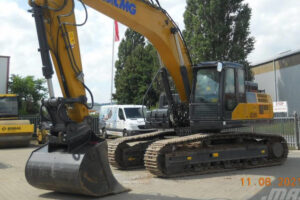 XCMG XE300E